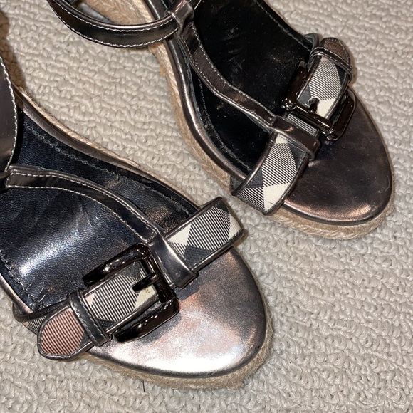 Burberry wedges - Picture 4 of 5